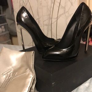 Authentic Giuseppe Zanotti stiletto shoe 👠